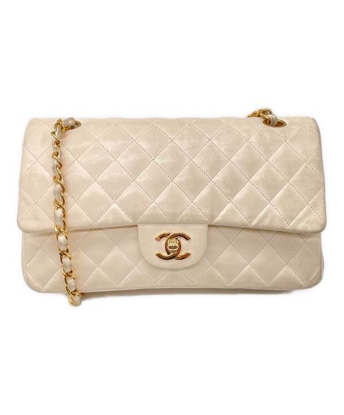 CHANEL（シャネル）CHANEL (シャネル) ダブルフラップマトラッセ ホワイト サイズ:25の古着・服飾アイテム
