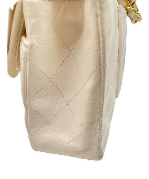 CHANEL（シャネル）CHANEL (シャネル) ダブルフラップマトラッセ ホワイト サイズ:25の古着・服飾アイテム