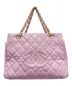 CHANEL（シャネル）の古着「チェーンマトラッセバッグ」｜ピンク