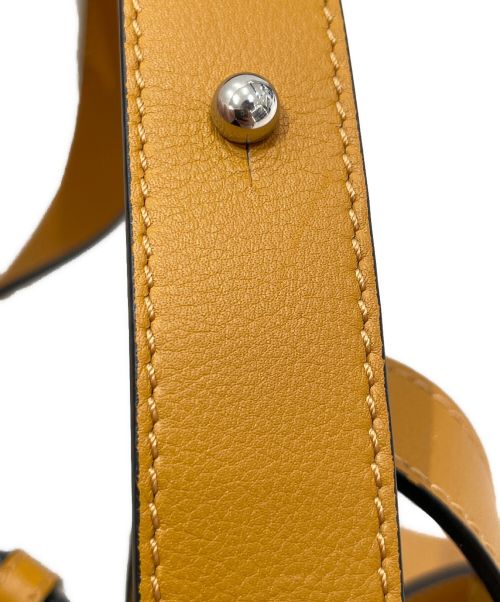 LOEWE（ロエベ）LOEWE (ロエベ) ハンモックミディアム ブラウン×ホワイト サイズ:ミディアムの古着・服飾アイテム