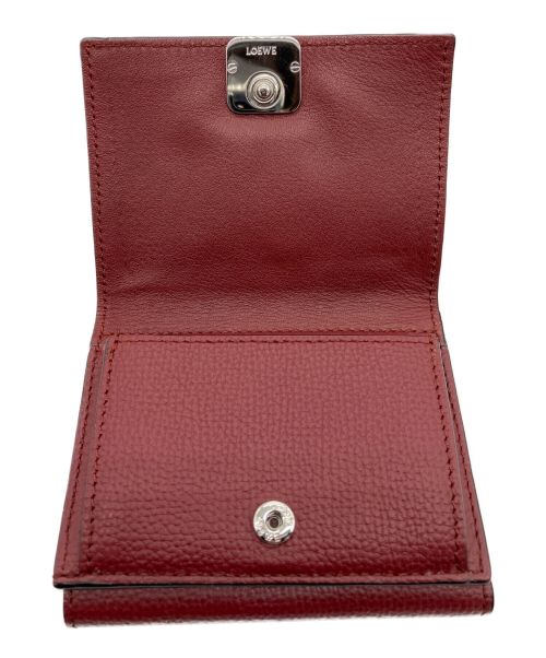 LOEWE（ロエベ）LOEWE (ロエベ) コンパクトウォレット ボルドーの古着・服飾アイテム
