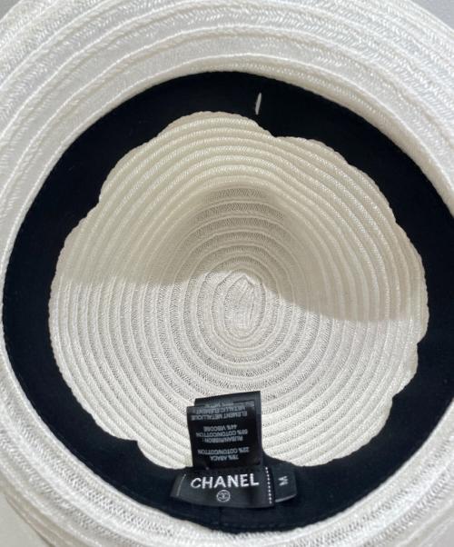 CHANEL（シャネル）CHANEL (シャネル) カメリアストローハット ホワイト サイズ:Mの古着・服飾アイテム