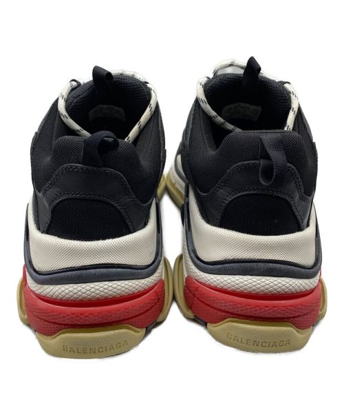 BALENCIAGA（バレンシアガ）BALENCIAGA (バレンシアガ) TRIPLE S Trainers ブラック サイズ:28.5の古着・服飾アイテム