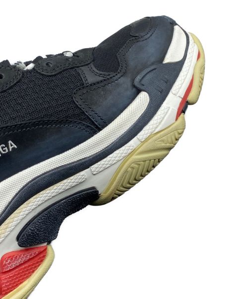BALENCIAGA（バレンシアガ）BALENCIAGA (バレンシアガ) TRIPLE S Trainers ブラック サイズ:28.5の古着・服飾アイテム