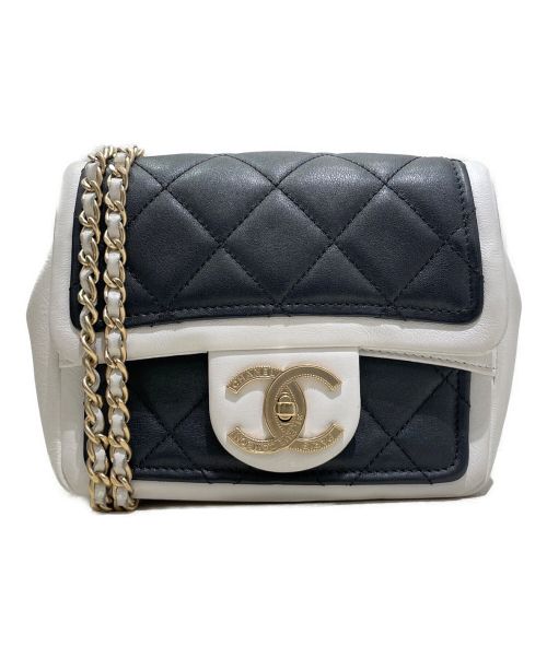 CHANEL（シャネル）CHANEL (シャネル) バイカラーミニマトラッセ ブラック×ホワイトの古着・服飾アイテム