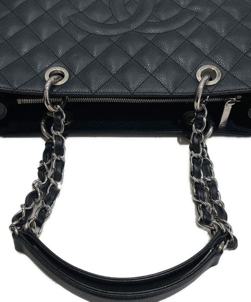 CHANEL（シャネル）CHANEL (シャネル) チェーントートバッグ ブラックの古着・服飾アイテム