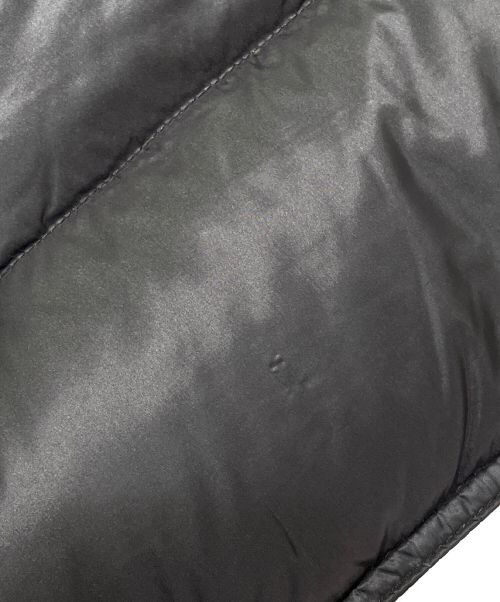 MONCLER（モンクレール）MONCLER (モンクレール) フーデットダウンベスト ブラック サイズ:3の古着・服飾アイテム