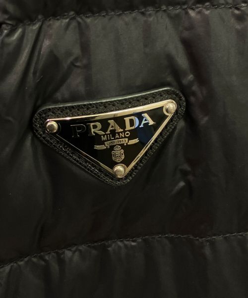 PRADA（プラダ）PRADA (プラダ) 袖プレートダウンジャケット ブラック サイズ:50の古着・服飾アイテム