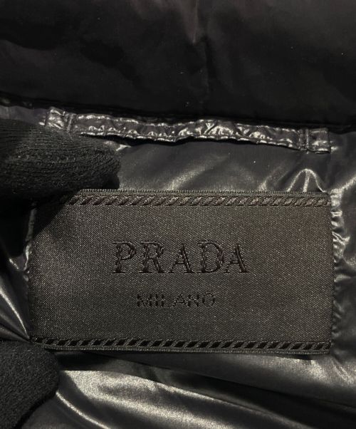 PRADA（プラダ）PRADA (プラダ) 袖プレートダウンジャケット ブラック サイズ:50の古着・服飾アイテム