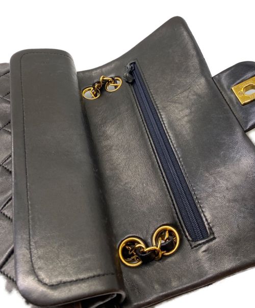CHANEL（シャネル）CHANEL (シャネル) ダブルフラップマトラッセ ブラック サイズ:-の古着・服飾アイテム