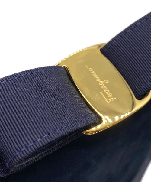 Salvatore Ferragamo（サルヴァトーレ フェラガモ）Salvatore Ferragamo (サルヴァトーレ フェラガモ) スウェード2WAYバッグ ネイビー サイズ:-の古着・服飾アイテム