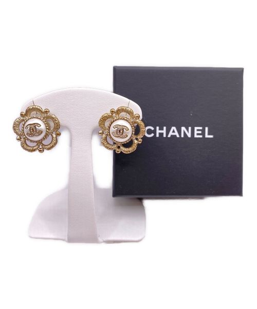 CHANEL（シャネル）CHANEL (シャネル) フラワーモチーフココパールココピアスの古着・服飾アイテム