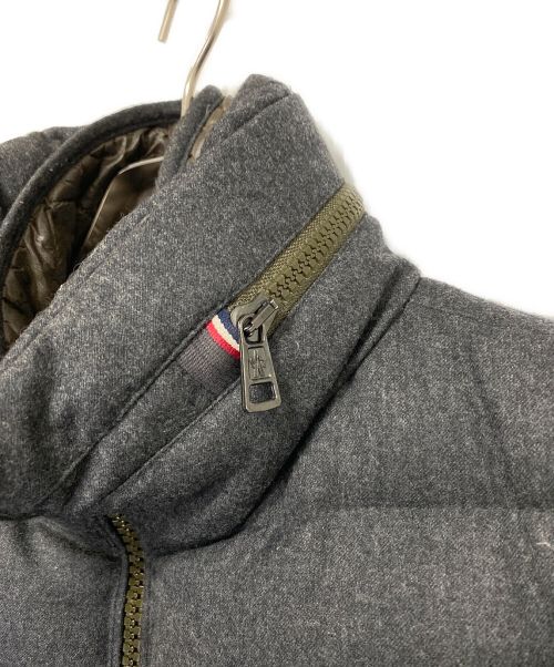 MONCLER（モンクレール）MONCLER (モンクレール) TIERCE GIUBBOTTO グレー サイズ:SIZE 0の古着・服飾アイテム