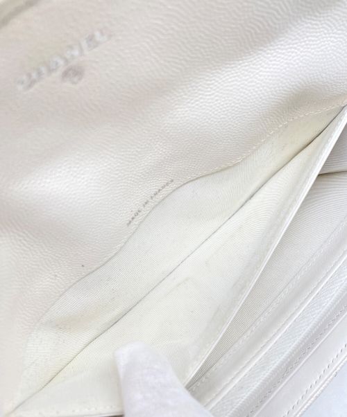 CHANEL（シャネル）CHANEL (シャネル) 長財布 ホワイト サイズ:-の古着・服飾アイテム