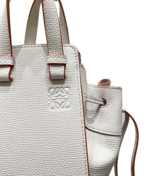 LOEWE（ロエベ）LOEWE (ロエベ) ハンモックドローストリングバッグミニ Light Ghost サイズ:ミニの古着・服飾アイテム