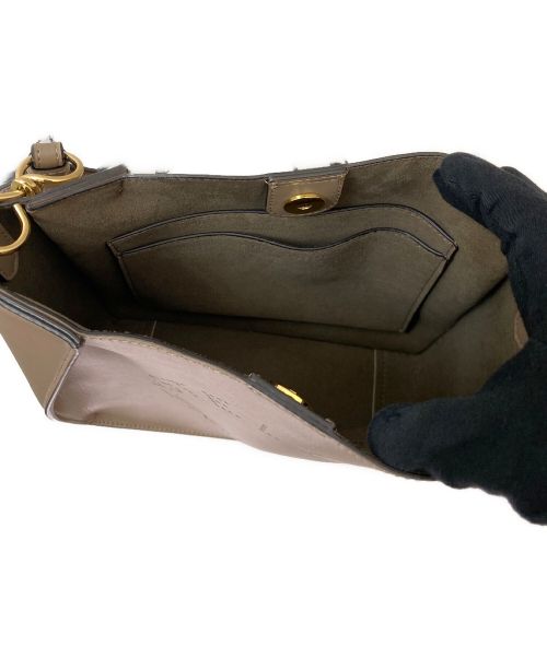 STELLA McCARTNEY（ステラマッカートニー）STELLA McCARTNEY (ステラマッカートニー) ロゴ ショルダーバッグ ベージュ サイズ:-の古着・服飾アイテム