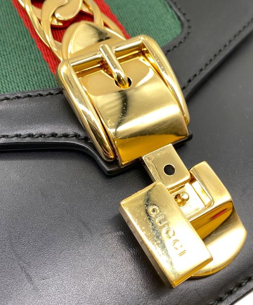 GUCCI（グッチ）GUCCI (グッチ) チェーンショルダーバッグ ブラック サイズ:-の古着・服飾アイテム