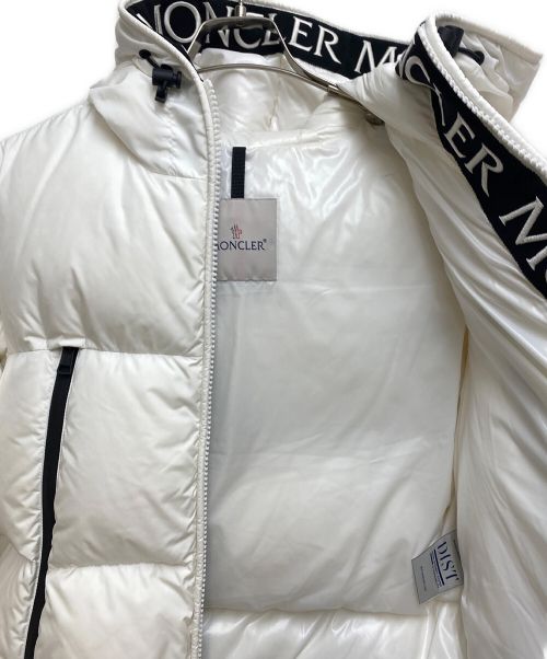 MONCLER（モンクレール）MONCLER (モンクレール) MONTCLA(モンクラ ホワイト サイズ:３の古着・服飾アイテム