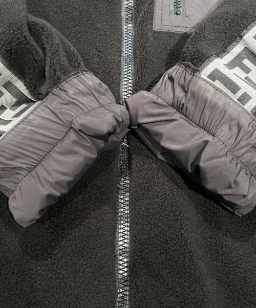 FENDI（フェンディ）FENDI (フェンディ) リバーシブルフリーススウェットシャツブルゾン ブラック サイズ:52の古着・服飾アイテム