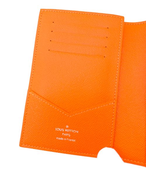 LOUIS VUITTON（ルイ ヴィトン）LOUIS VUITTON (ルイ ヴィトン) パスポートケース オレンジの古着・服飾アイテム