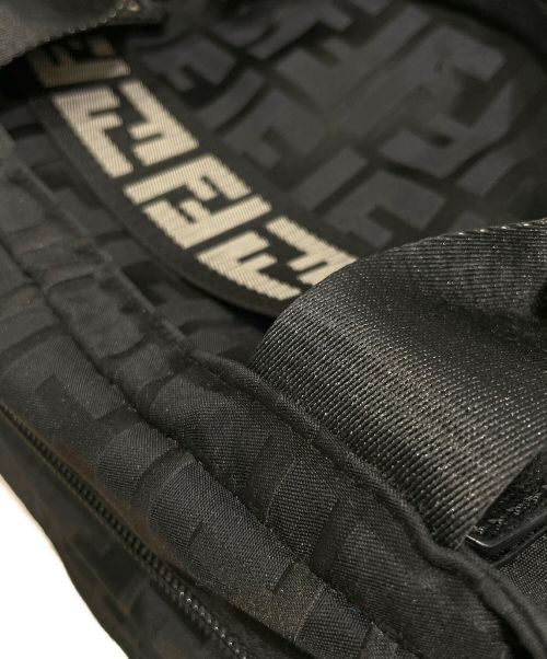 FENDI（フェンディ）FENDI (フェンディ) ズッカ柄ナイロンミニハンドバッグ ブラック サイズ:-の古着・服飾アイテム