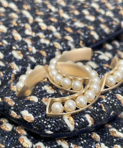 CHANEL（シャネル）CHANEL (シャネル) ツイードパールチェーンハンドバッグ ブラック サイズ:-の古着・服飾アイテム