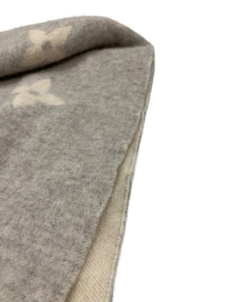 LOUIS VUITTON（ルイ ヴィトン）LOUIS VUITTON (ルイ ヴィトン) エシャルプ レイキャビック スタッディー ライトグレーの古着・服飾アイテム