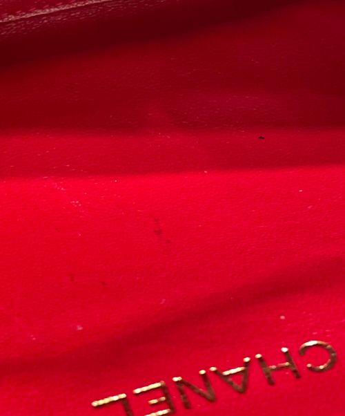 CHANEL（シャネル）CHANEL (シャネル) チェーンショルダーバッグ レッドの古着・服飾アイテム