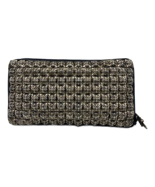 CHROME HEARTS（クロムハーツ）CHROME HEARTS (クロムハーツ) ピラミッドスタッズ ウォレット ブラック×シルバー サイズ:-の古着・服飾アイテム