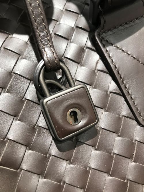 BOTTEGA VENETA（ボッテガベネタ）BOTTEGA VENETA (ボッテガベネタ) イントレチャート ボストンバッグ ブラウンの古着・服飾アイテム