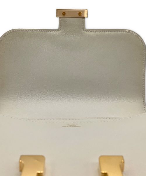 HERMES（エルメス）HERMES (エルメス) コンスタンスミニ アイボリー サイズ:ミニの古着・服飾アイテム