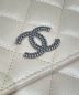 中古・古着 CHANEL (シャネル) マトラッセチェーンウォレット アイボリー：228000円