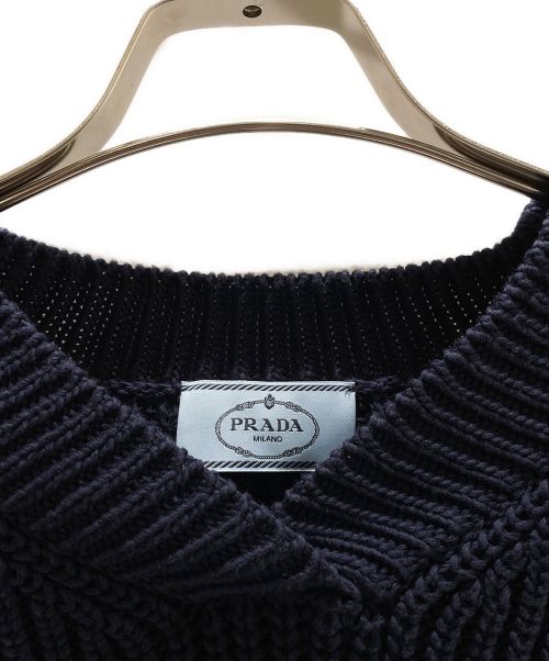 PRADA（プラダ）PRADA (プラダ) ショート丈ロゴVネックニット ネイビー サイズ:38の古着・服飾アイテム
