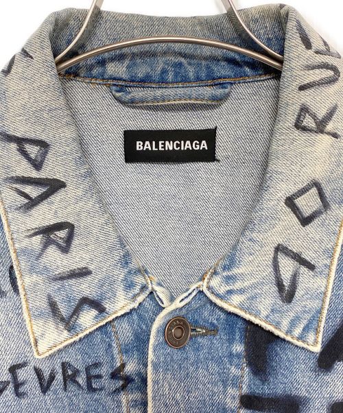 BALENCIAGA（バレンシアガ）BALENCIAGA (バレンシアガ) グラフティペイントデニムジャケット スカイブルー サイズ:44の古着・服飾アイテム