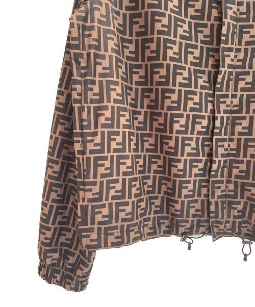 FENDI（フェンディ）FENDI (フェンディ) ズッカ柄 リバーシブルナイロン ジップアップパーカ ブラウン×ブラック サイズ:50の古着・服飾アイテム