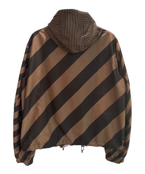 FENDI（フェンディ）FENDI (フェンディ) ズッカ柄 リバーシブルナイロン ジップアップパーカ ブラウン×ブラック サイズ:50の古着・服飾アイテム
