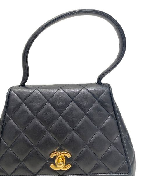 CHANEL（シャネル）CHANEL (シャネル) マトラッセトップハンドルバッグ ブラックの古着・服飾アイテム