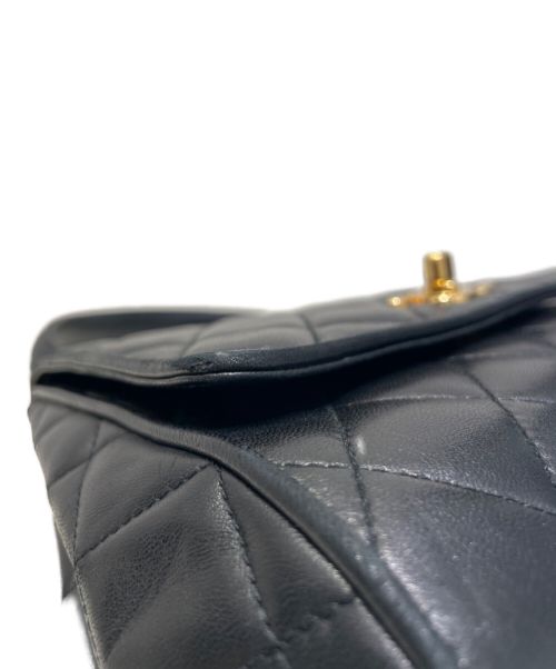 CHANEL（シャネル）CHANEL (シャネル) マトラッセトップハンドルバッグ ブラックの古着・服飾アイテム