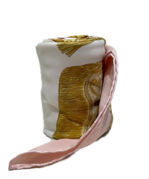 HERMES（エルメス）HERMES (エルメス) カレ90 ピンク×ホワイトの古着・服飾アイテム