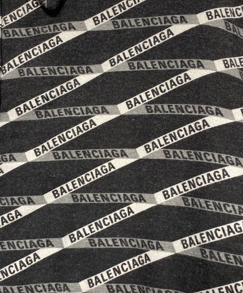 BALENCIAGA（バレンシアガ）BALENCIAGA (バレンシアガ) オールオーバー パデッドフリースシャツ ブラック サイズ:SIZE 42の古着・服飾アイテム
