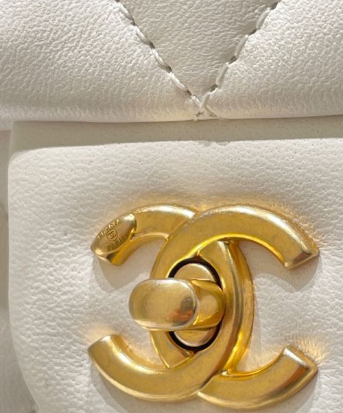CHANEL（シャネル）CHANEL (シャネル) ミニマトラッセ ホワイト サイズ:ミニの古着・服飾アイテム