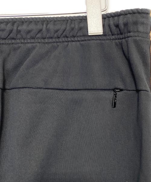 FENDI（フェンディ）FENDI (フェンディ) FF Side Band Sweatpants ブラック サイズ:SIZE 50の古着・服飾アイテム