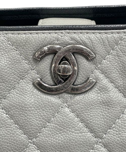 CHANEL（シャネル）CHANEL (シャネル) ココマークチェーンショルダートートバッグ グレー×ブラックの古着・服飾アイテム