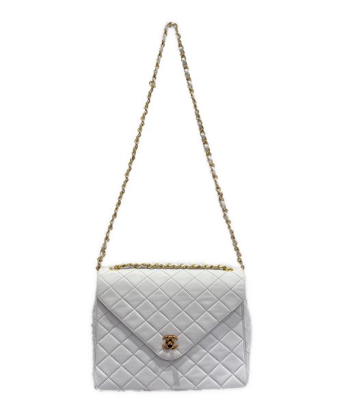 CHANEL（シャネル）CHANEL (シャネル) マトラッセダブルチェーンショルダーバッグ ホワイトの古着・服飾アイテム