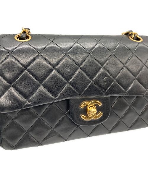 CHANEL（シャネル）CHANEL (シャネル) Wフラップチェーンショルダーバッグ ブラックの古着・服飾アイテム
