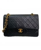 CHANELシャネル）の古着「ダブルフラップチェーンショルダーバッグ」｜ブラック