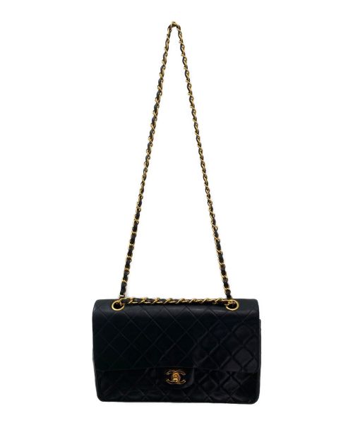 CHANEL（シャネル）CHANEL (シャネル) ダブルフラップチェーンショルダーバッグ ブラックの古着・服飾アイテム