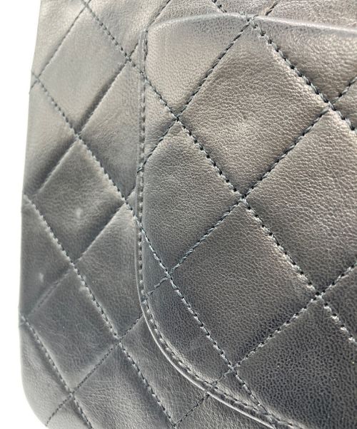CHANEL（シャネル）CHANEL (シャネル) Wフラップチェーンショルダーバッグ ブラック サイズ:25の古着・服飾アイテム