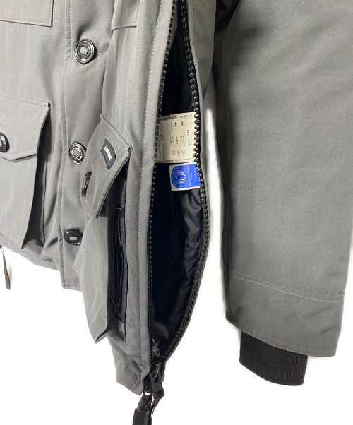 CANADA GOOSE（カナダグース）CANADA GOOSE (カナダグース) LANGLEY グレー サイズ:XSの古着・服飾アイテム