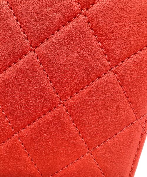 CHANEL（シャネル）CHANEL (シャネル) マトラッセ パールチェーンショルダーバッグ レッドの古着・服飾アイテム